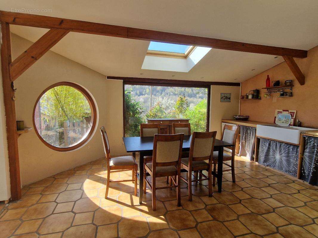 Maison à TARASCON-SUR-ARIEGE