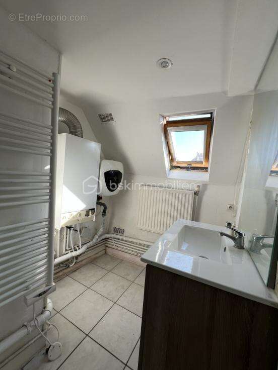 Appartement à VILLENEUVE-SUR-YONNE