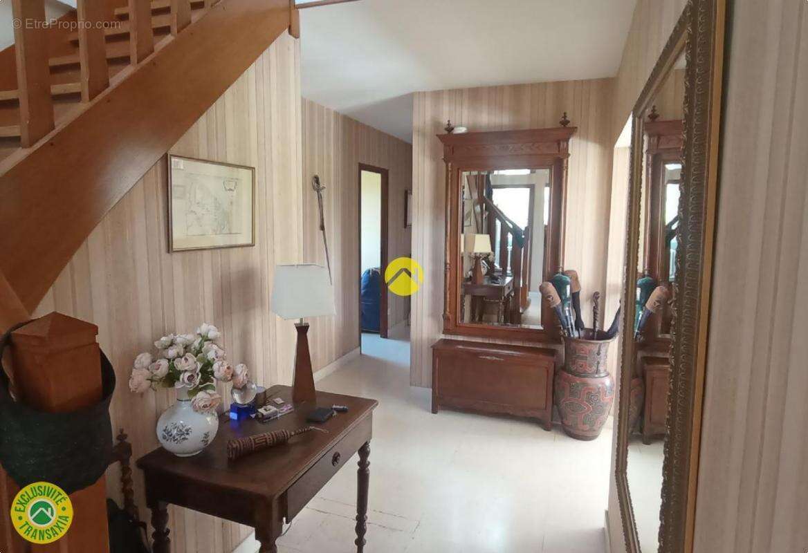 Maison à VILLEBOUGIS