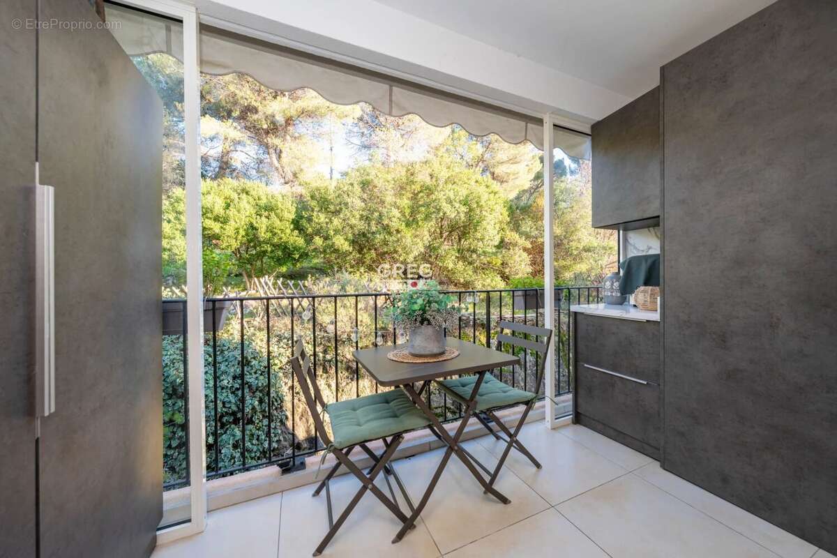 Appartement à VILLENEUVE-LOUBET