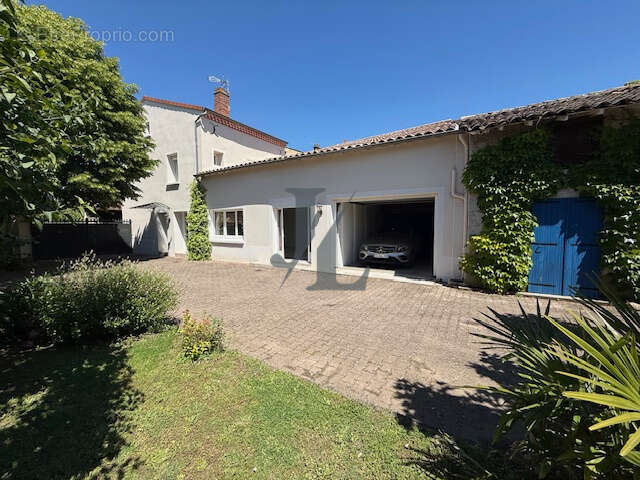 Maison à MALISSARD