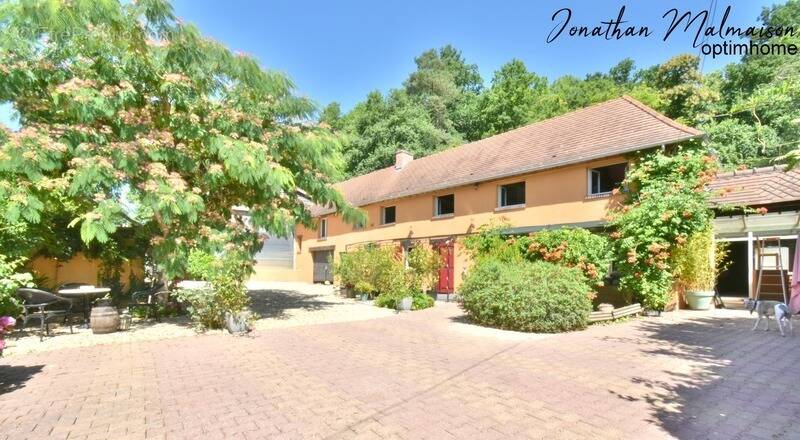 Maison à CONCHES-EN-OUCHE