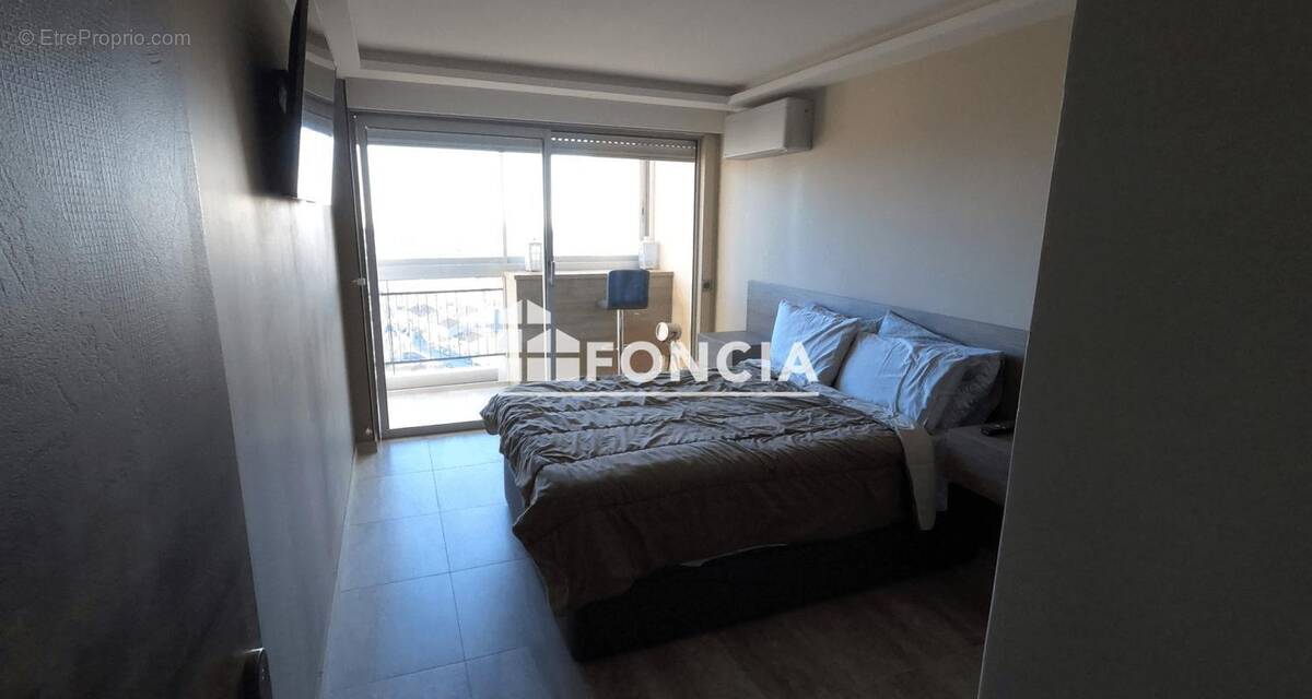 Appartement à LE CANNET