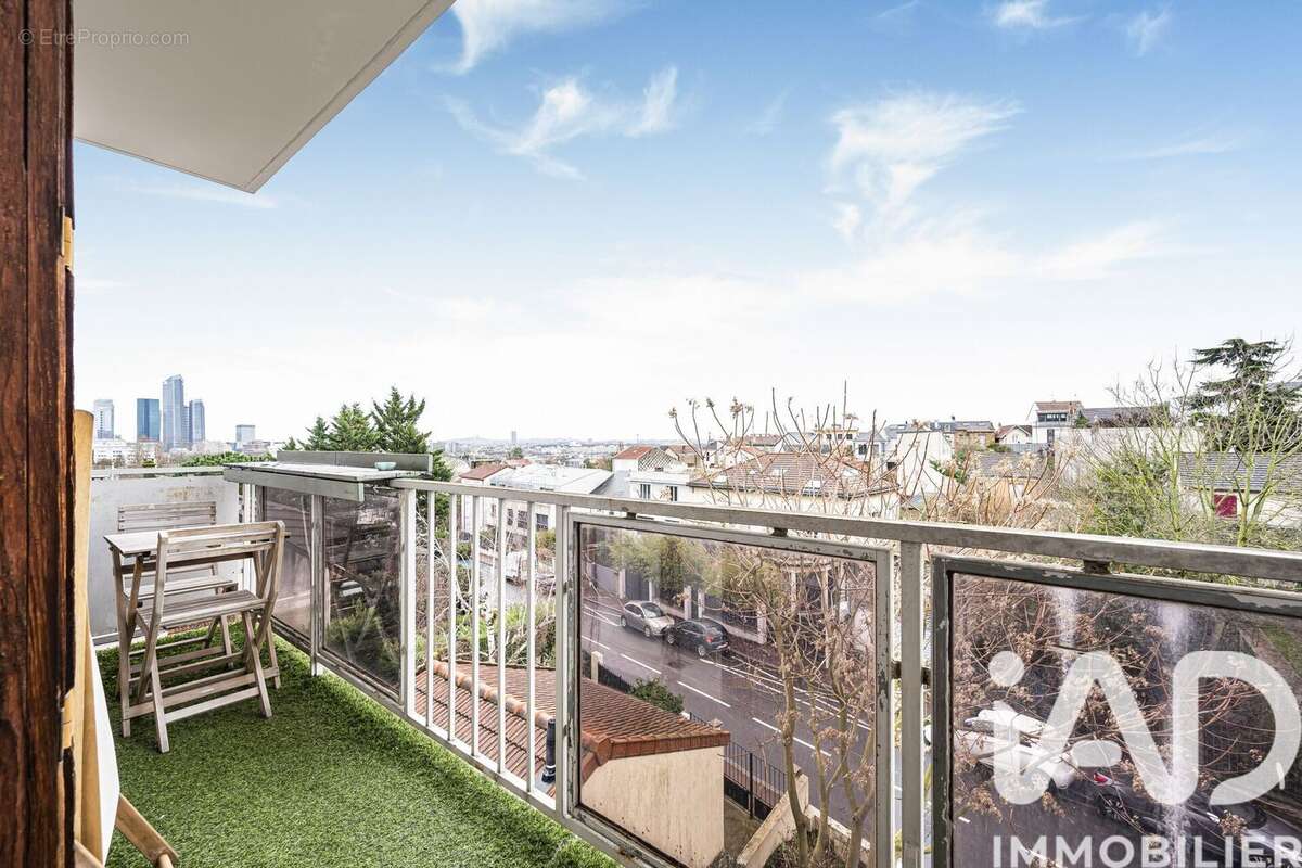 Photo 9 - Appartement à SURESNES