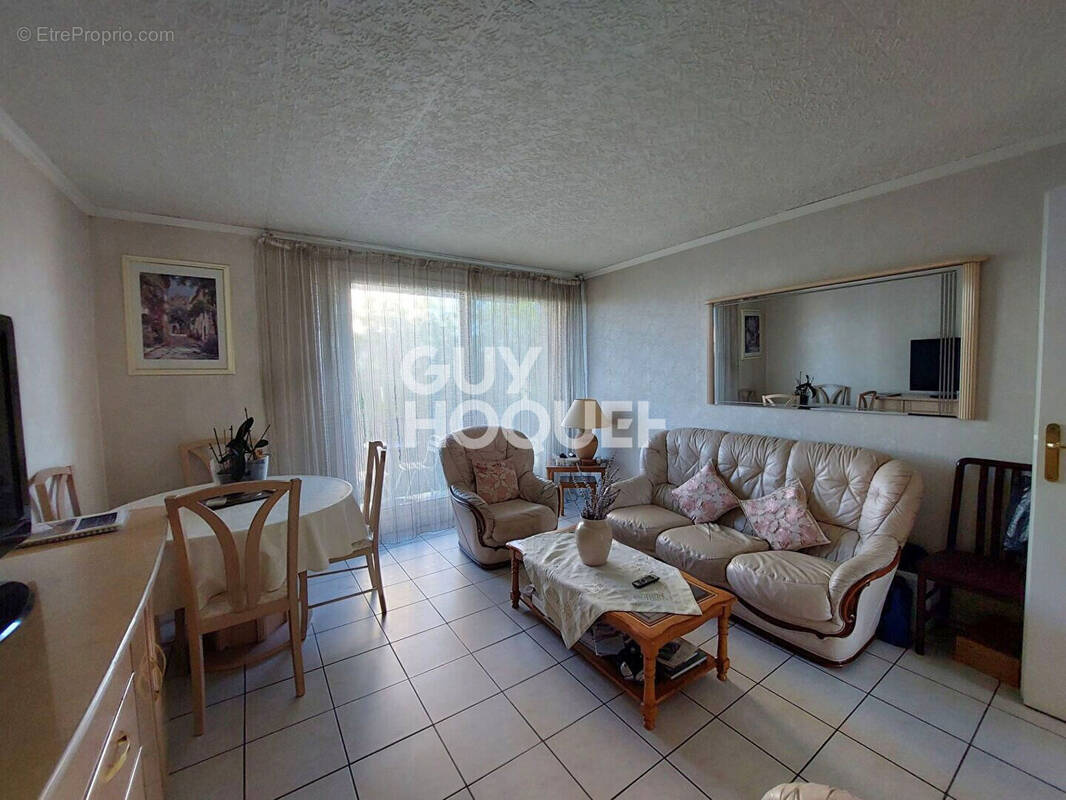 Appartement à ROSNY-SOUS-BOIS