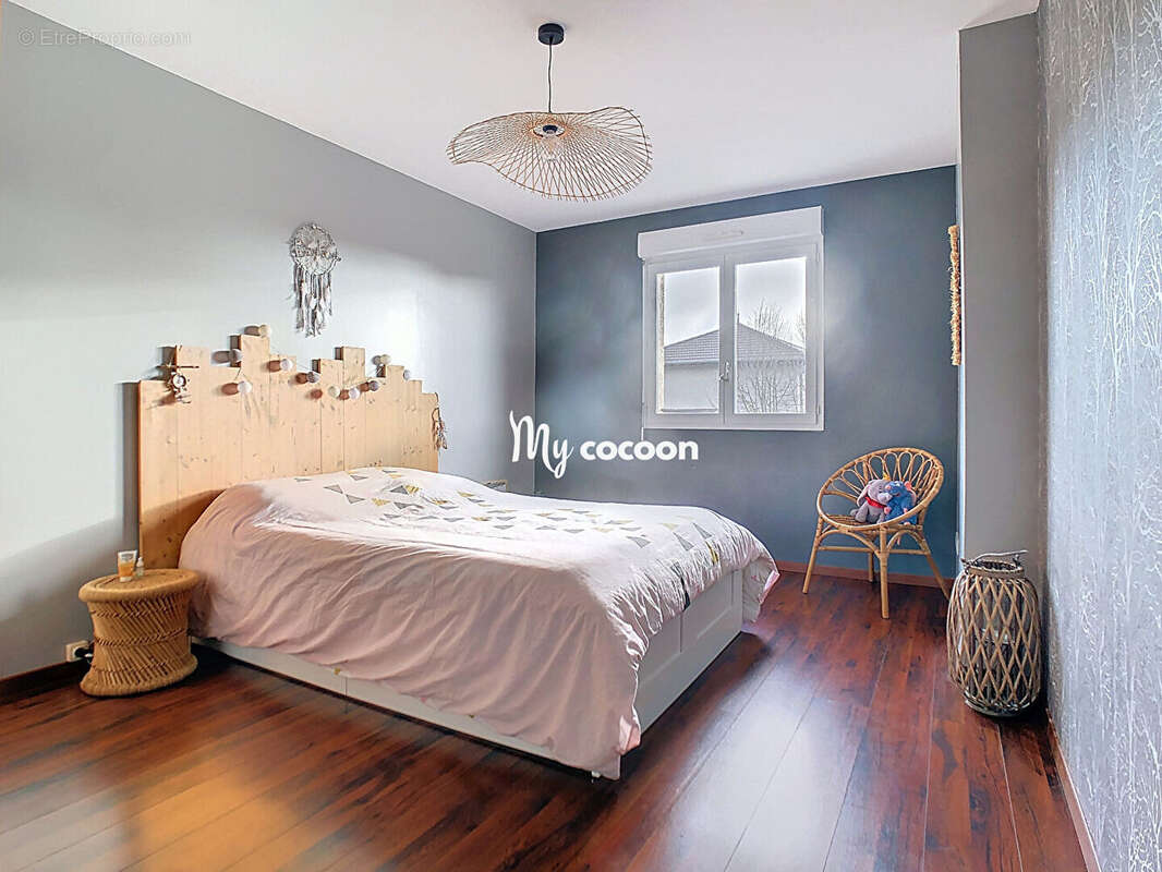 Maison à CHATILLON-LA-PALUD