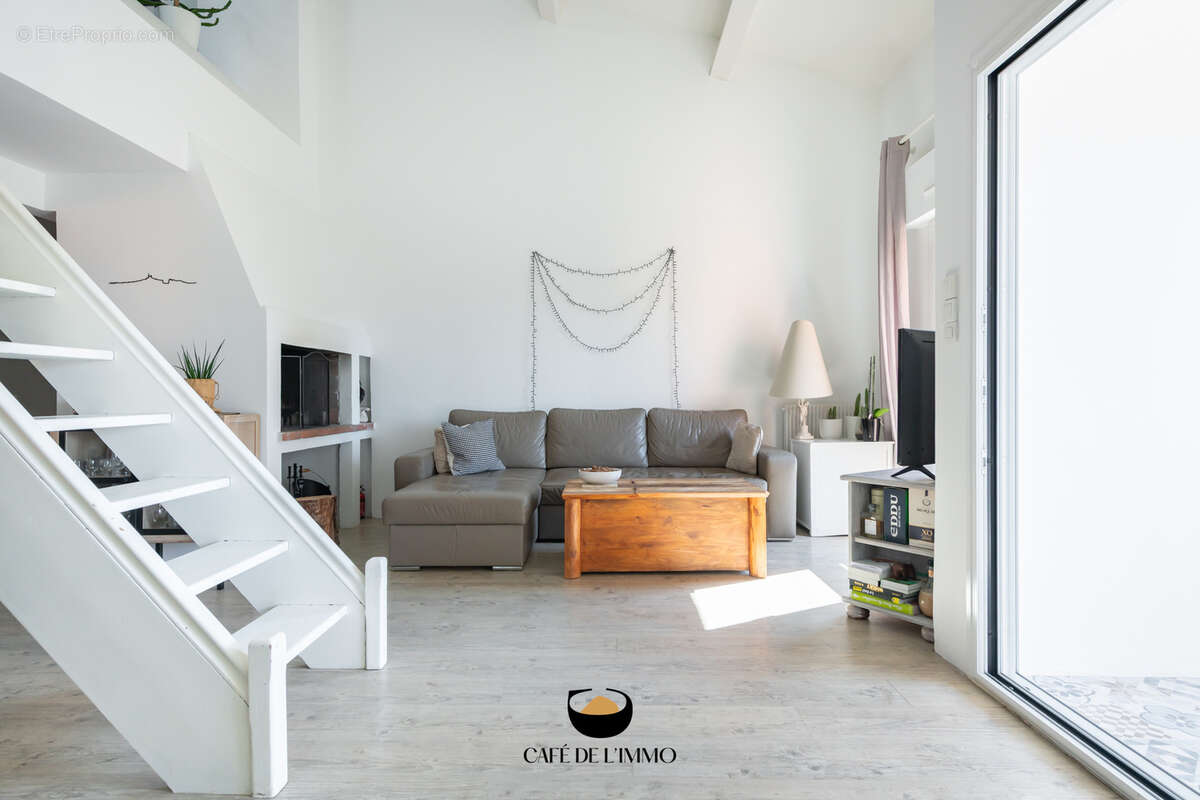 Appartement à MARSEILLE-9E