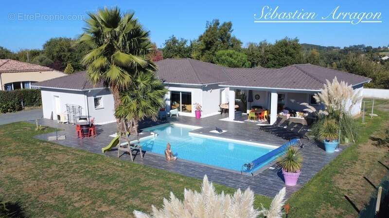 Villa d’architecte contemporaine à 10 minutes d’Agen – Calme, volumes et prestations haut de gamme (47) - photo 3