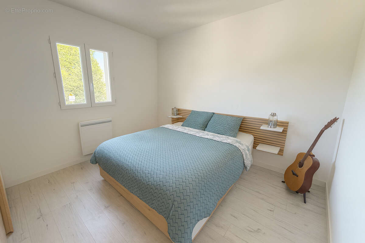 Maison à SOLLIES-PONT