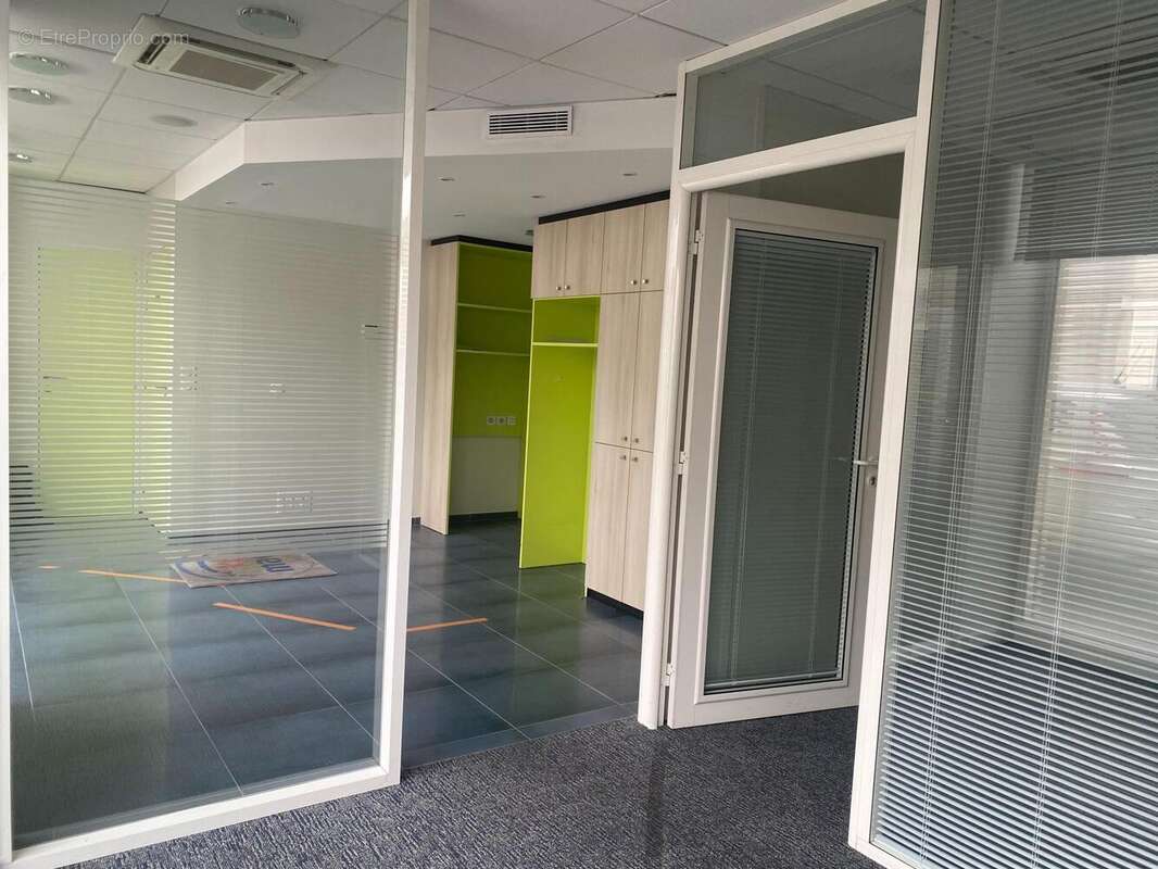 Photo 2 - Commerce à AUCH