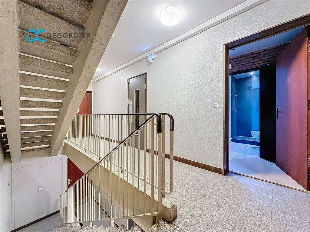 Thonon les bains studio 31.57m² - photo 13