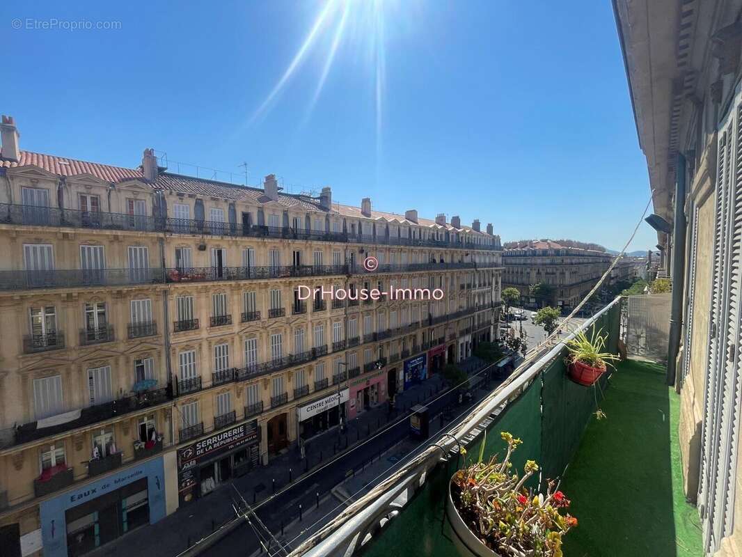 Appartement 80 m² à Marseille-2e  - photo 5
