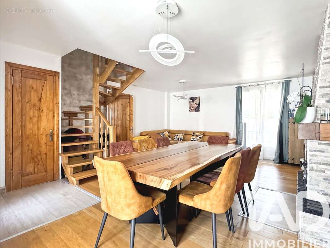 Photo 4 - Maison à SAINT-GERMAIN-LES-ARPAJON