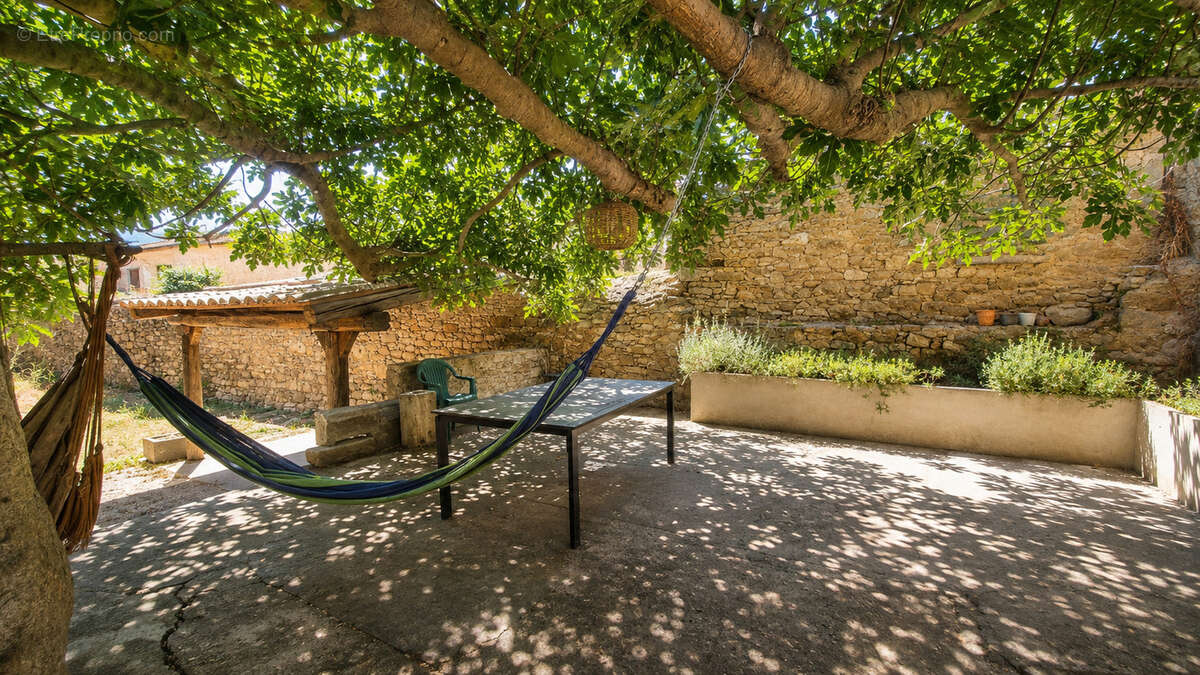 Maison rénovée avec toiture neuve, jardin piscinable et 4 chambres à 5 min de Lézignan-Corbières - photo 2