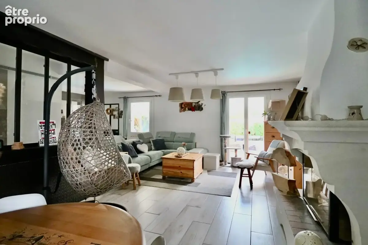Maison non mitoyenne à vendre 5 pièces 118m² jardin et piscine - photo 3