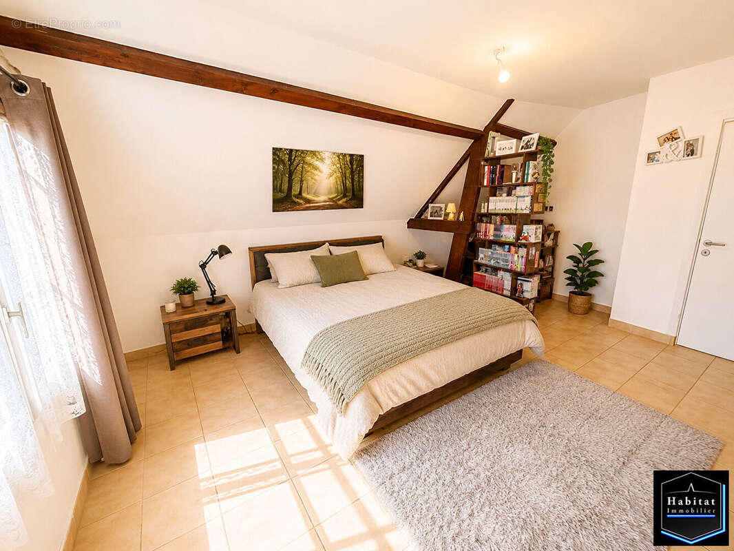 Appartement à MONTGE-EN-GOELE