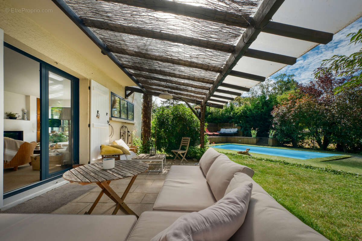 Maison à LIMOURS
