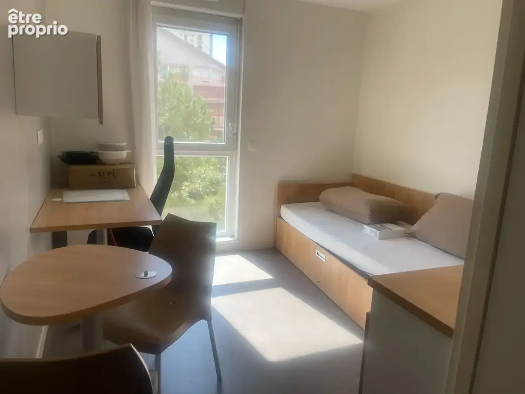 IVRY SUR SEINE  Studio VIDE, Résidence Principale ou investisseur d'environ 18,m² à 2mn du métro - photo 1