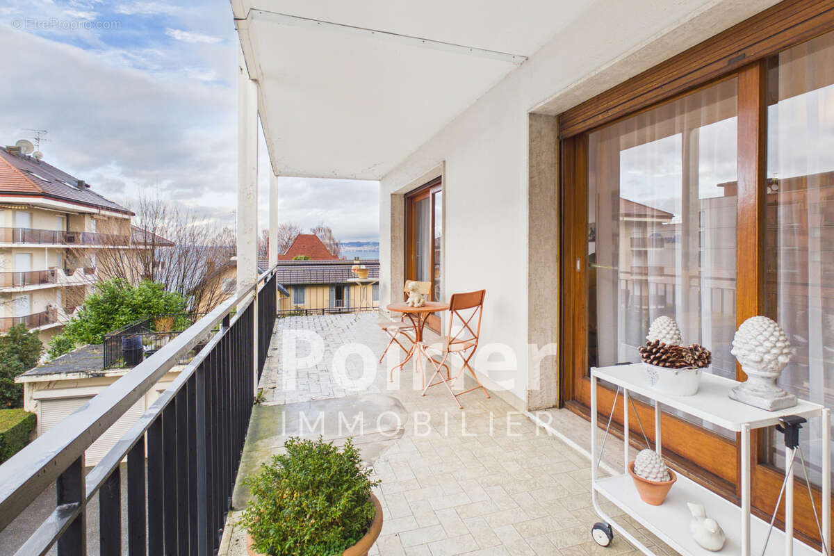 Appartement à EVIAN-LES-BAINS