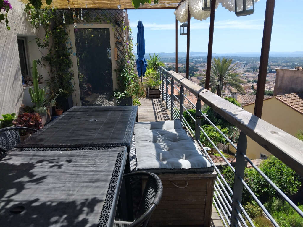 Maison à HYERES