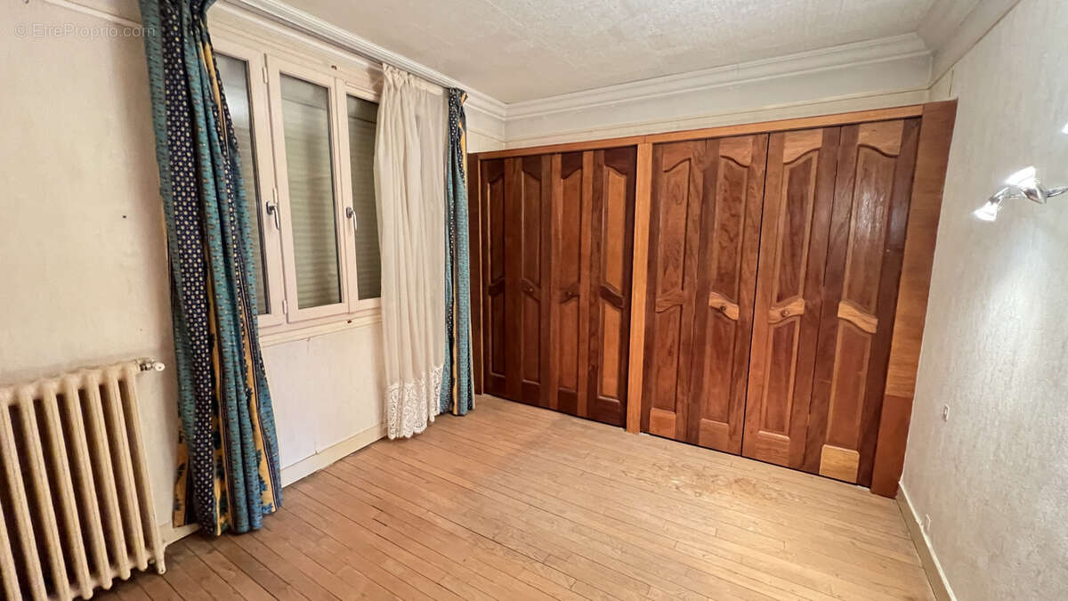 Maison à LA FERTE-ALAIS