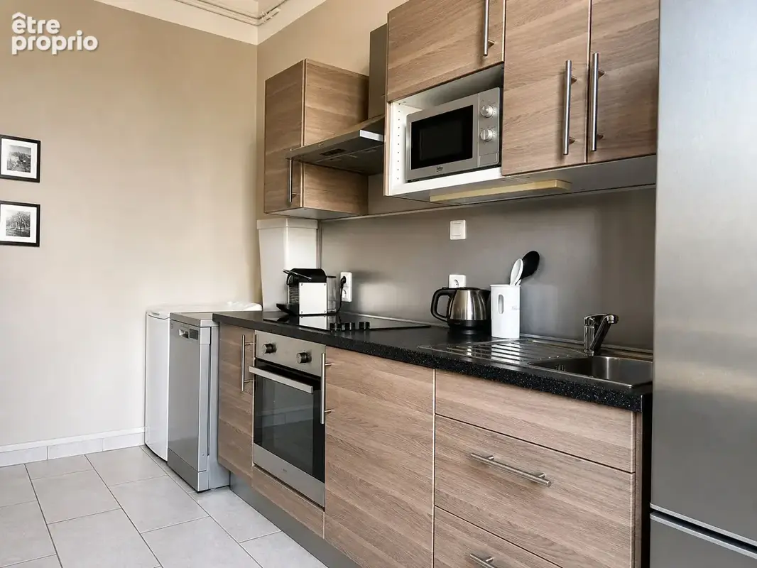 Appartement Marseille 1 pièce(s) 28 m2 T1 bis - photo 2