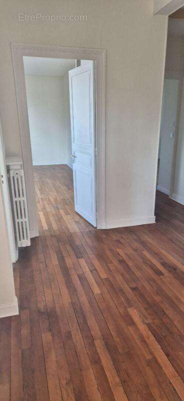 Maison à CHATELLERAULT