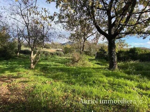 Terrain à ROQUEVAIRE