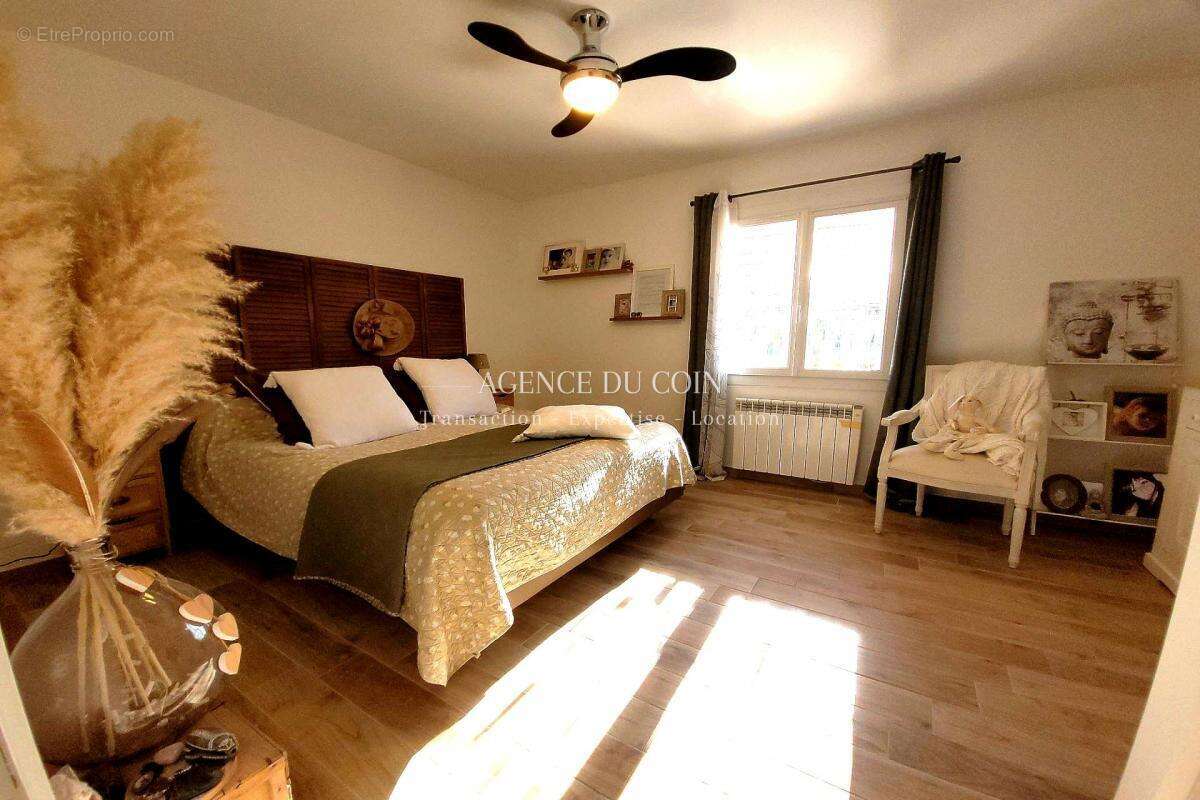 Maison à SAINT-ANTONIN-DU-VAR