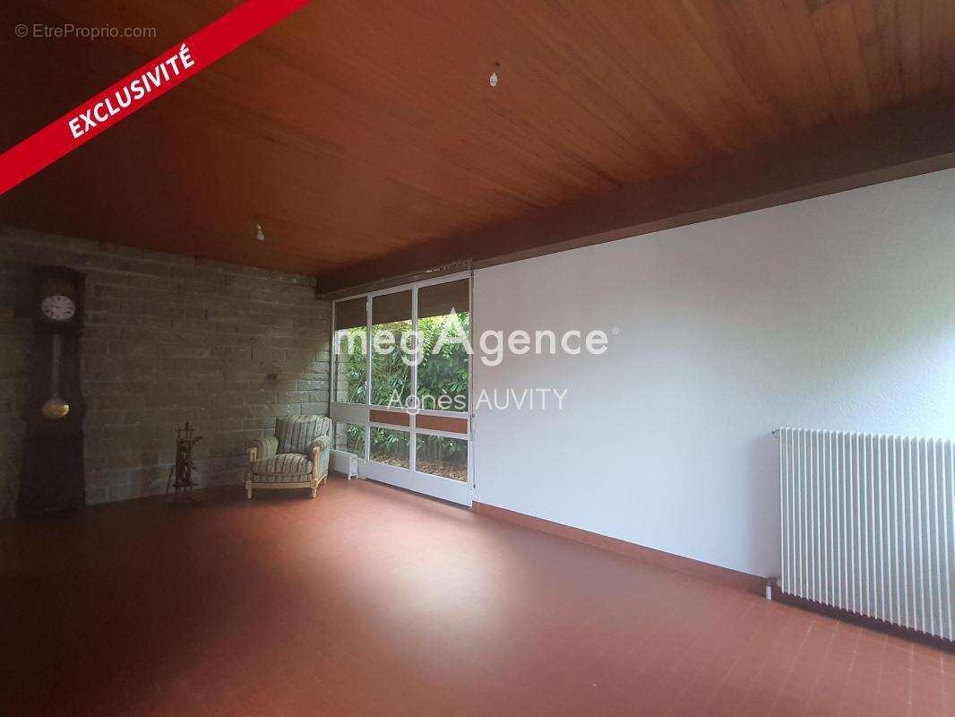 Maison à NERIS-LES-BAINS