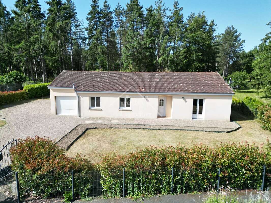 Maison à SAINT-POURCAIN-SUR-SIOULE