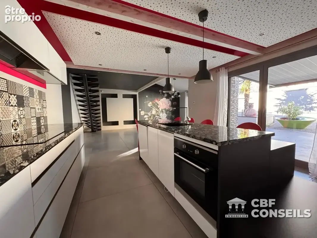 Maison 7 pièces 160 m² à vendre à Pont-Du-Chateau (63430) - photo 5