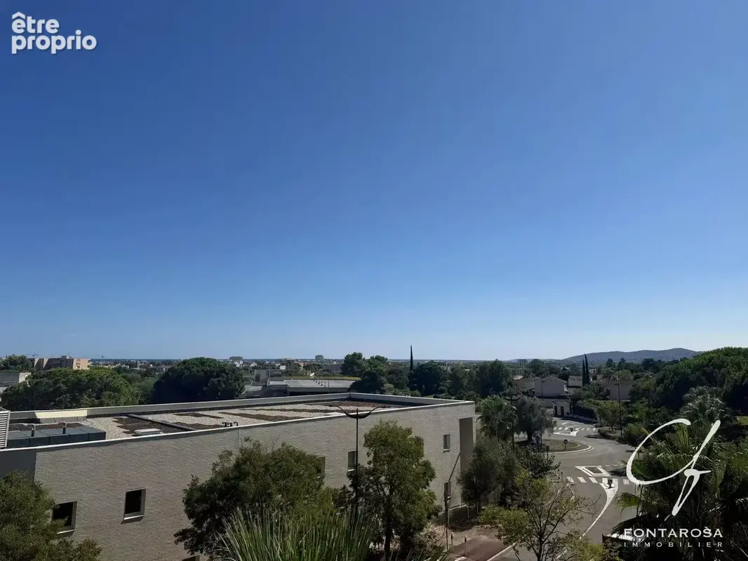 Fréjus – Secteur Hôpital - Appartement 2 pièces avec balcon, parking et cave - photo 12
