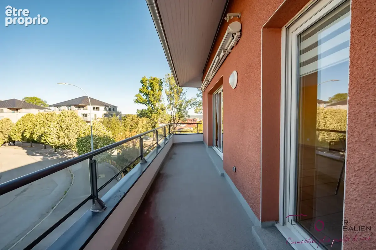 Pontarlier - les epinettes : appartement de type 3 avec ascenseur, terrasse, cave, box en sous-sol et parking - photo 13
