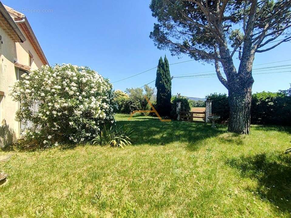 Maison à LA BEGUDE-DE-MAZENC