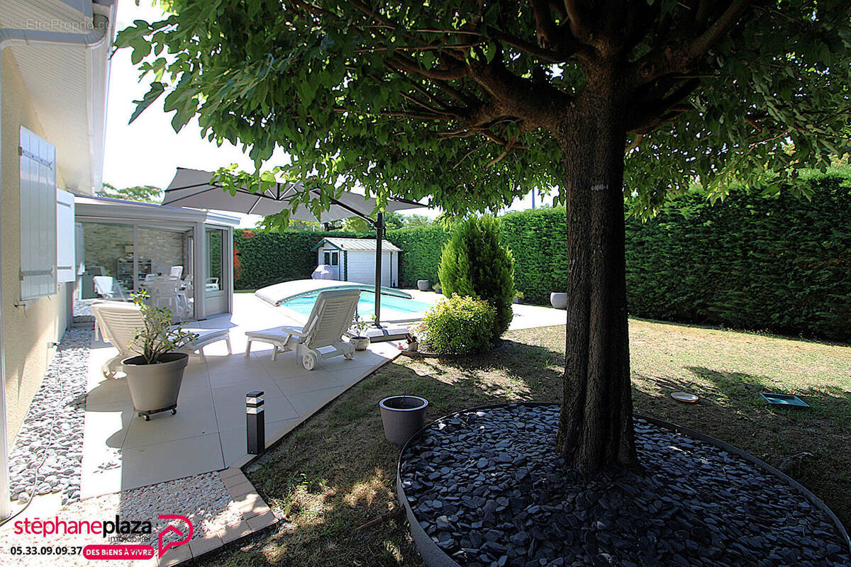 Maison à VILLENAVE-D'ORNON