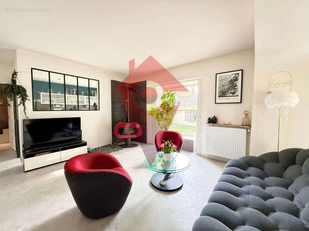 Maison à LES ALLUETS-LE-ROI