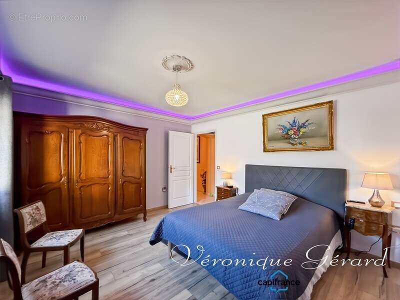 Maison à MOULIN-NEUF