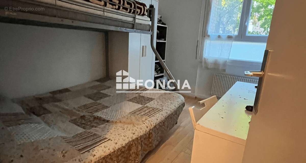 Appartement à SURVILLIERS