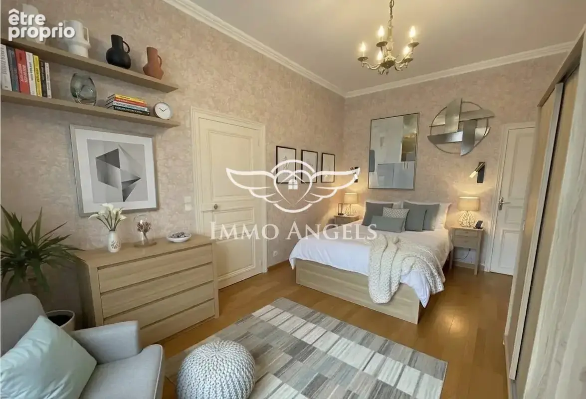 Maison 5 pièces 145 m² à vendre à Chateaumeillant (18370) - photo 3
