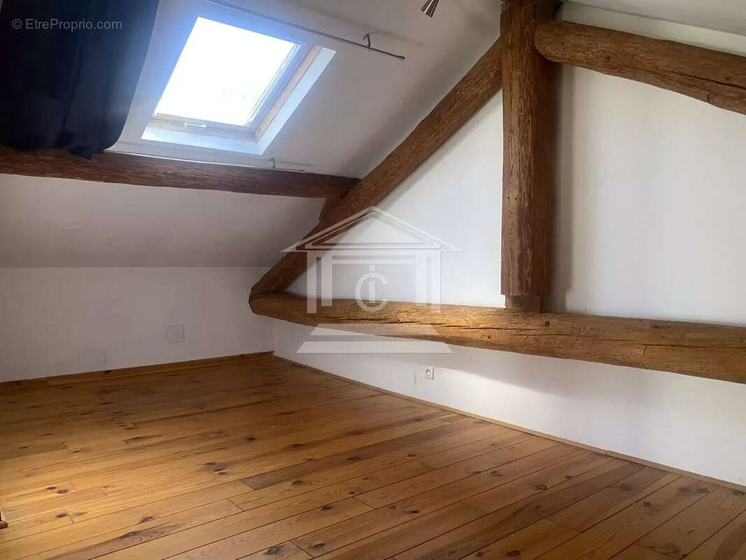 Appartement à FAYENCE