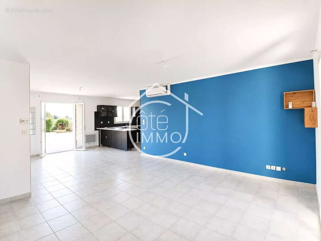 Flaujagues : Maison avec jardin et garage - photo 3