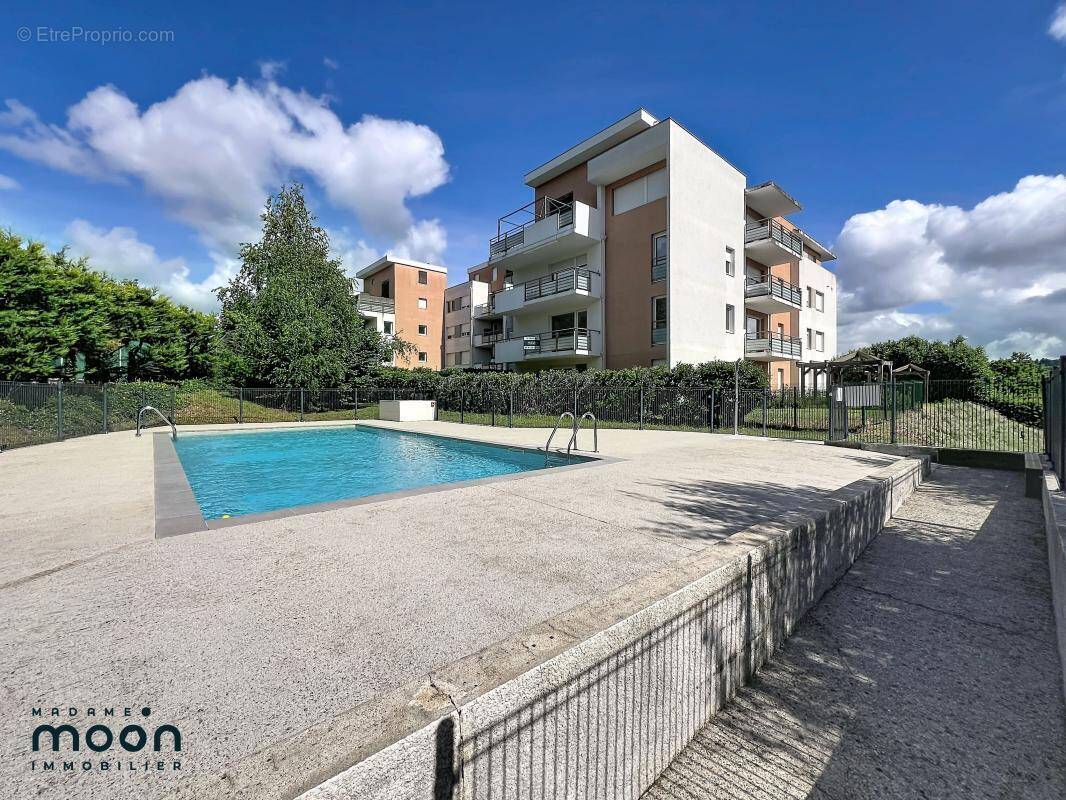 Appartement à OULLINS