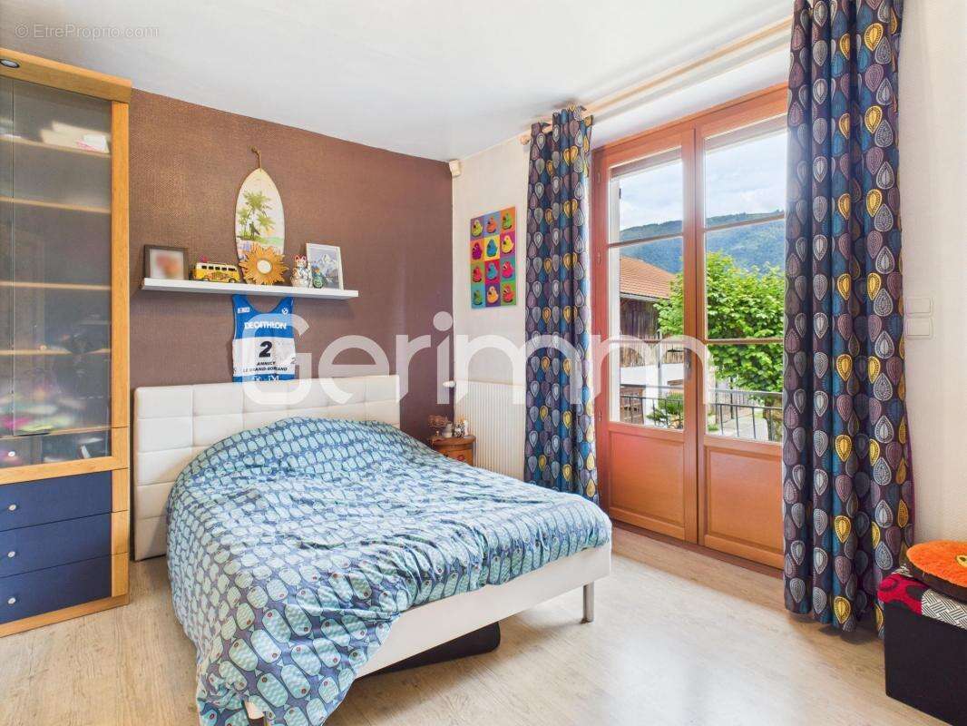 Maison à LA BUISSIERE