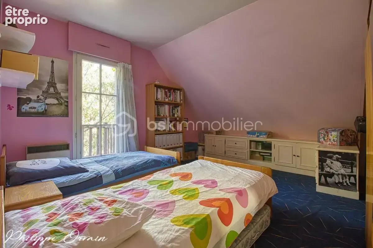 Maison traditionnelle dans un cadre privilégié - photo 11
