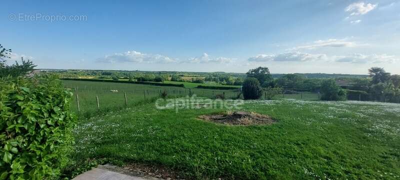 Maison à FONTENAY-LE-COMTE