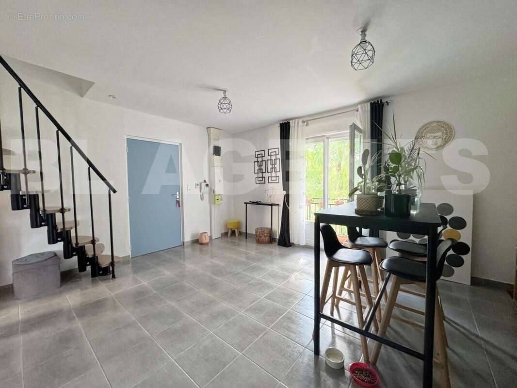 image00009_DxO - Appartement à COULOMMIERS