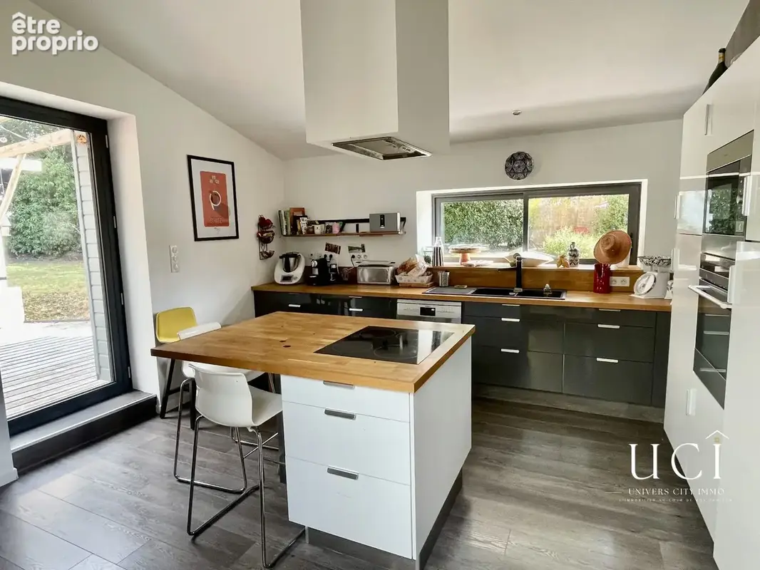 Maison 6 pièces 169 m² à vendre à Saint-Philbert-De-Grand-Lieu (44310) - photo 8