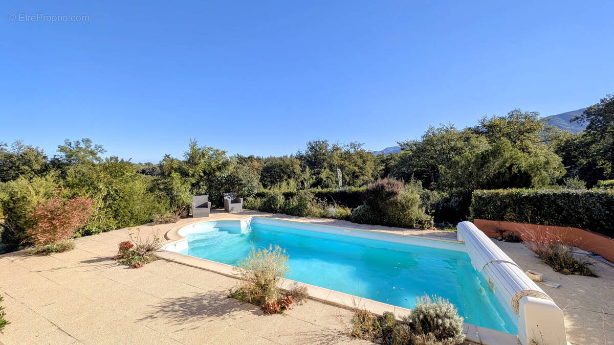 Maison à MONTESQUIEU-DES-ALBERES