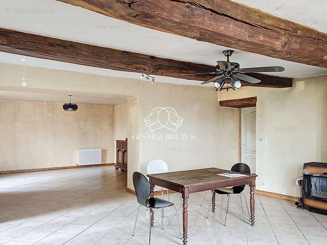 Maison à SEMUR-EN-BRIONNAIS